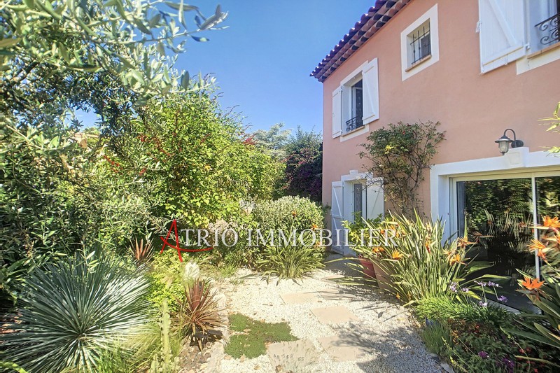 Photo Maison contemporaine Saint-Laurent-du-Var Plateaux fleuris, achat maison contemporaine 3 chambres 115 m²
