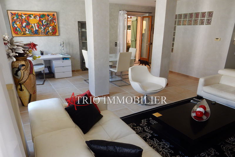 Photo Appartement Cagnes-sur-Mer Centre-ville, achat appartement 4 pièces 100 m²