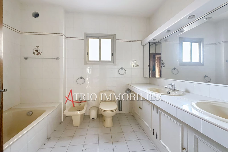Vente villa Saint-Laurent-du-Var  