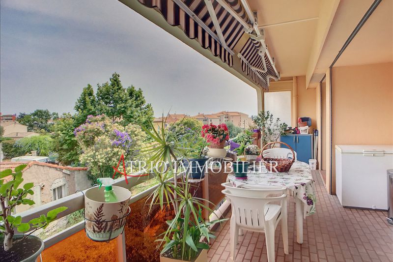 Photo Appartement Saint-Laurent-du-Var achat appartement 2 pièces 52 m²