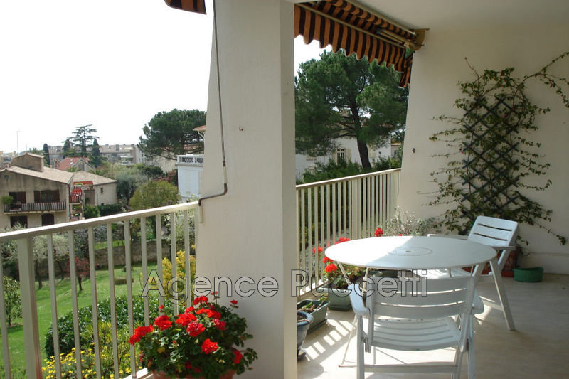 Photo Appartement Vence Hauteurs, Location appartement 3 pièces 72 m²
