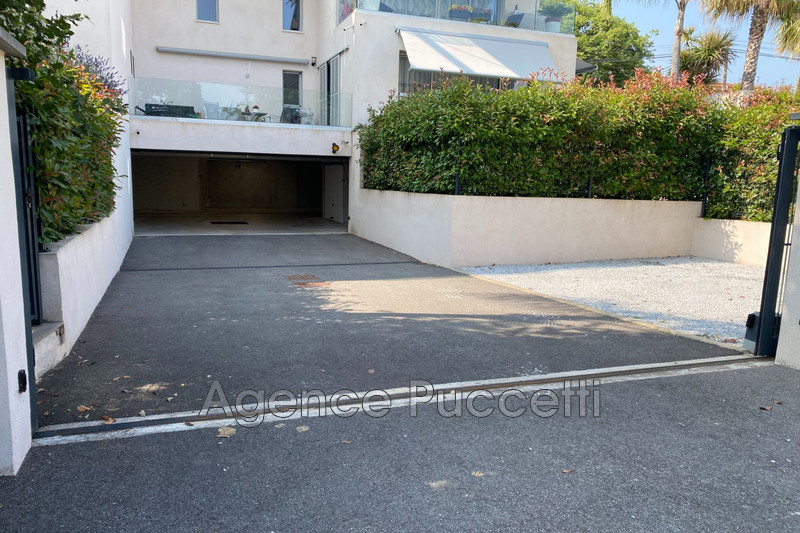 Photo Parking Vence L&#039;ara,  Location parking  