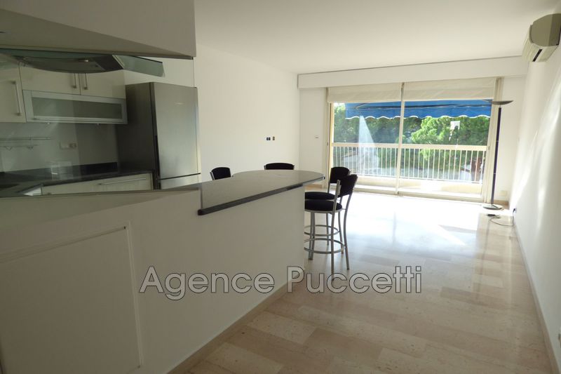 Photo Appartement Vence Centre-ville, Location appartement 3 pièces 63 m²