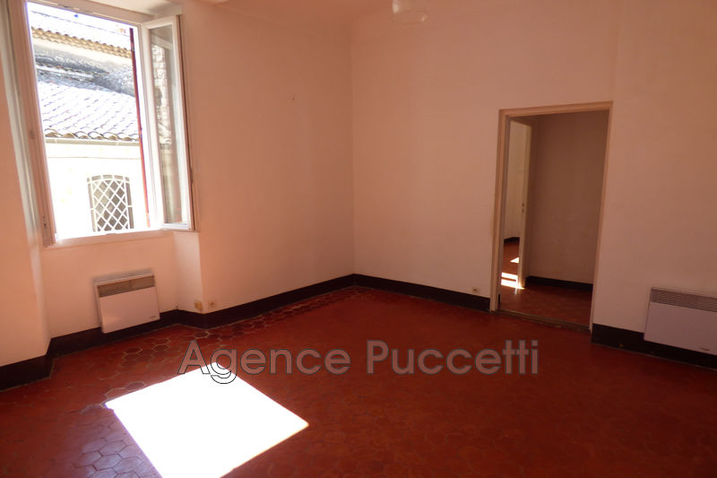 Appartement Vence Centre-ville,  Location appartement  2 pièces   41&nbsp;m&sup2;
