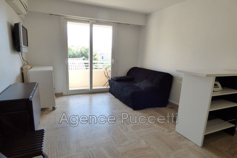 Photo Appartement Vence Centre-ville, Location appartement 1 room 19 m²