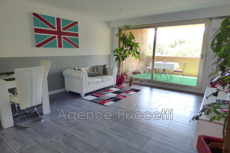 Photo Appartement Vence Proximité centre ville, Location appartement 2 pièces 48 m²