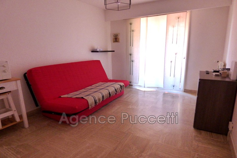 Photo Appartement Vence Centre-ville,  Location appartement  1 pièce   19&nbsp;m&sup2;
