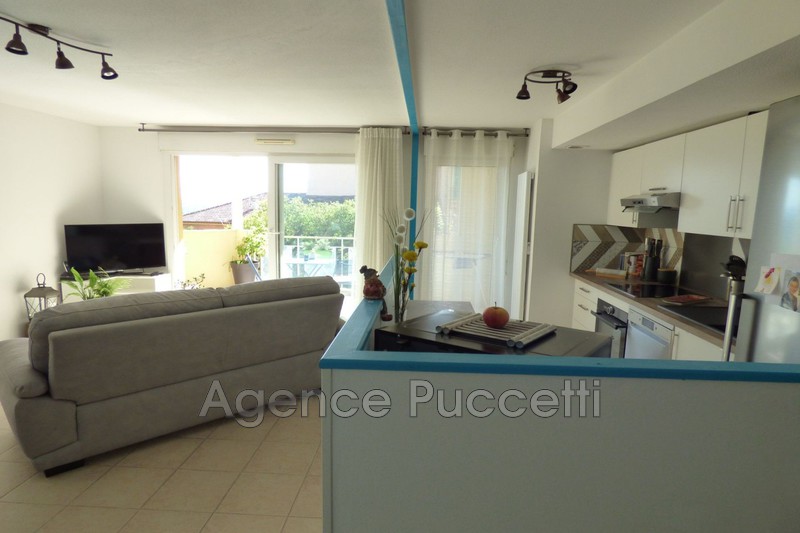 Photo Appartement Vence Centre-ville, Location appartement 3 pièces 62 m²