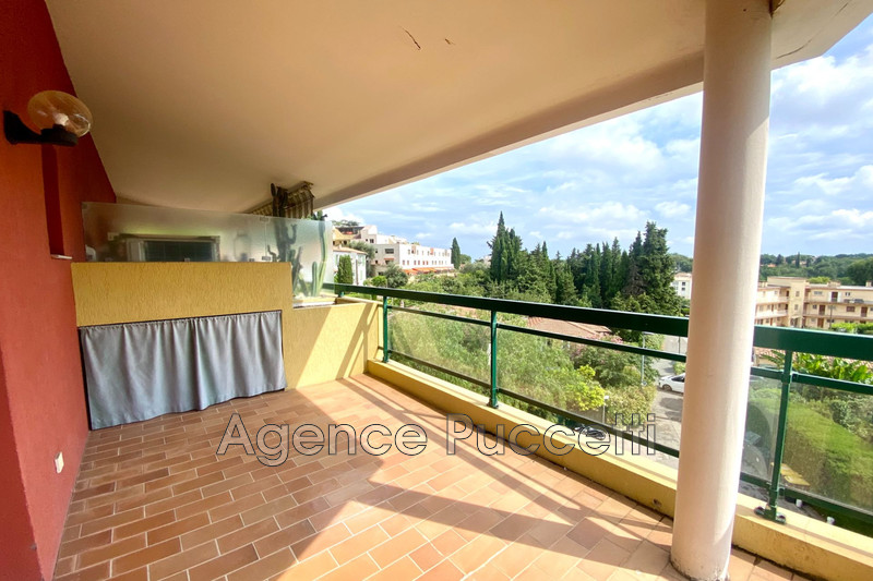 Photo Appartement Vence Proche centre-ville,  Location appartement  2 rooms   45&nbsp;m&sup2;