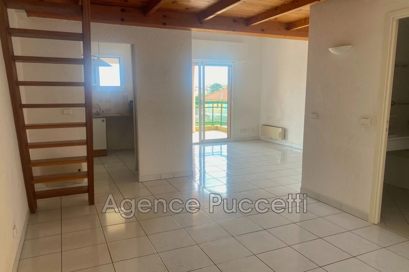 Location appartement Vence  