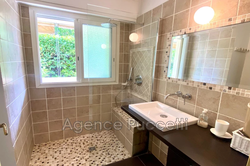 Location appartement Vence  