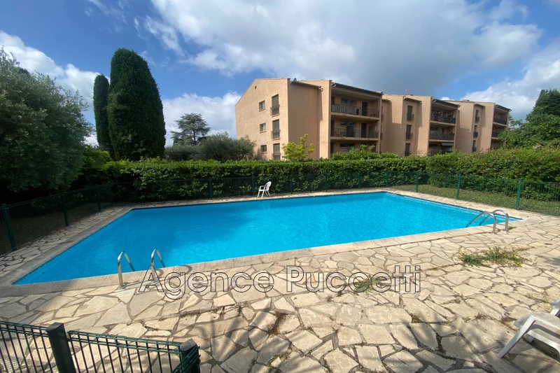 Location appartement Vence  