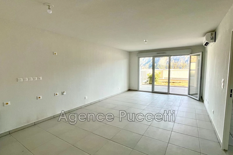 Location appartement Gilette  