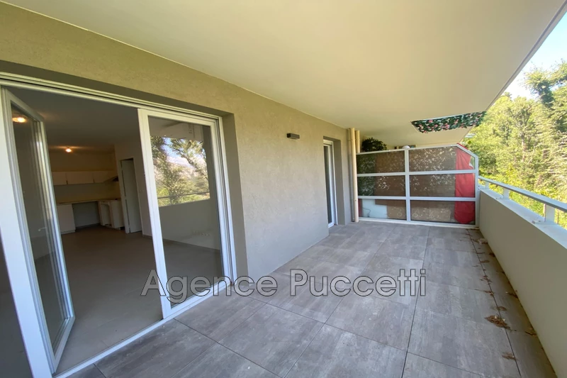 Location appartement Gilette  