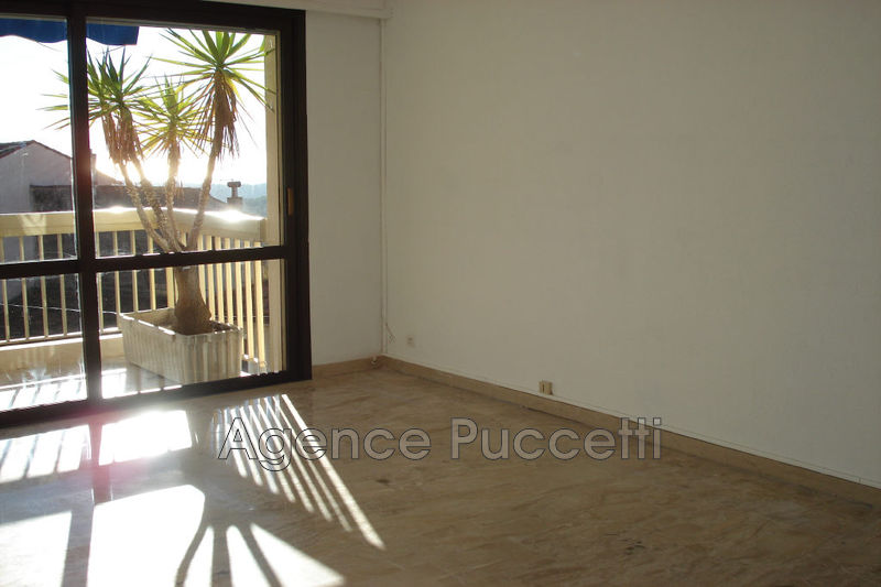 Photo Appartement Vence Centre-ville, Location appartement 2 pièces 46 m²