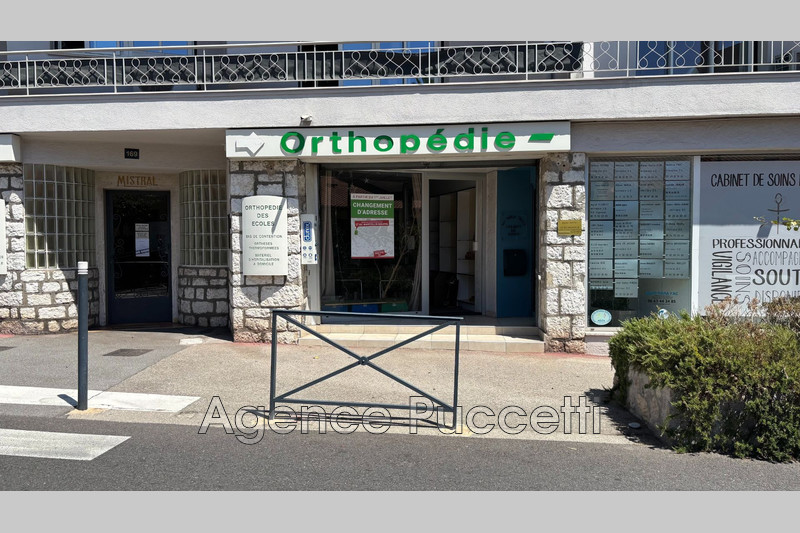 Photo Local professionnel Vence Centre-ville, Professionnel local professionnel 54 m²