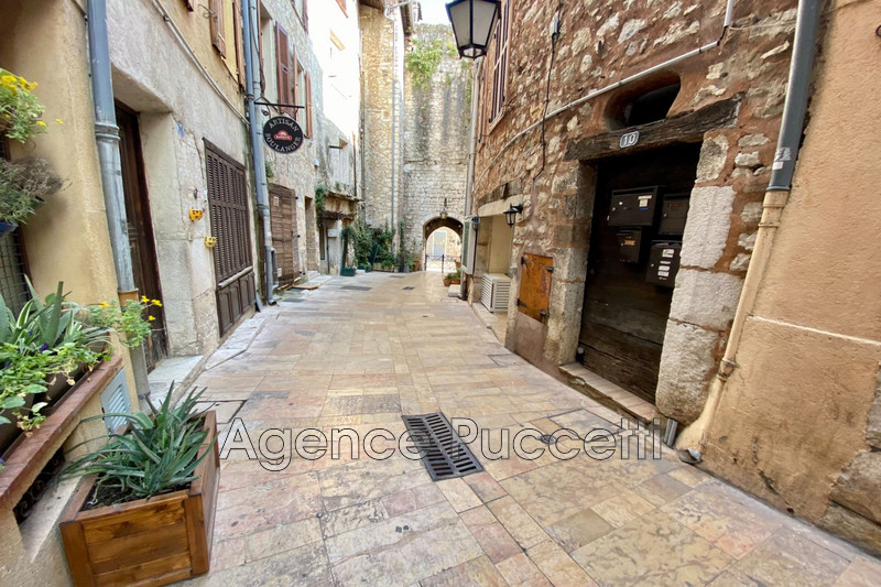 Professionnel local commercial Vence  