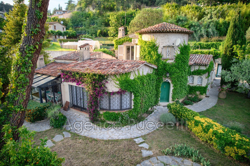 Maison de caractère Vence Sud,   achat maison de caractère  3 chambres   200&nbsp;m&sup2;