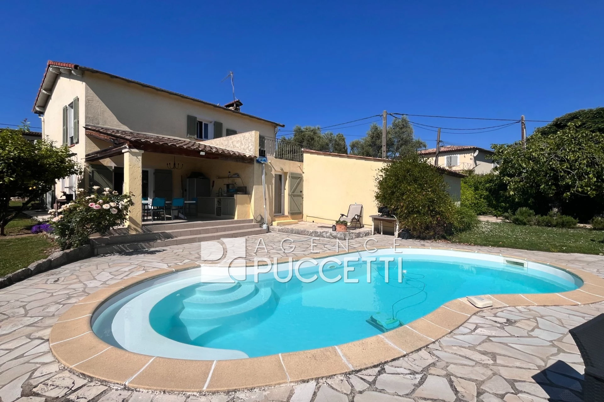 Maison 5 pièces 125 m² · à Vence · 125 m² · 649 000 €