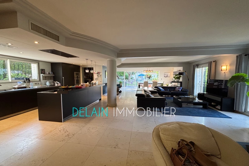 Vente maison de caractère Aspremont  