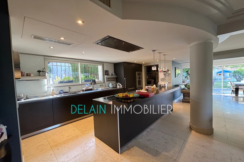 Vente maison de caractère Aspremont  