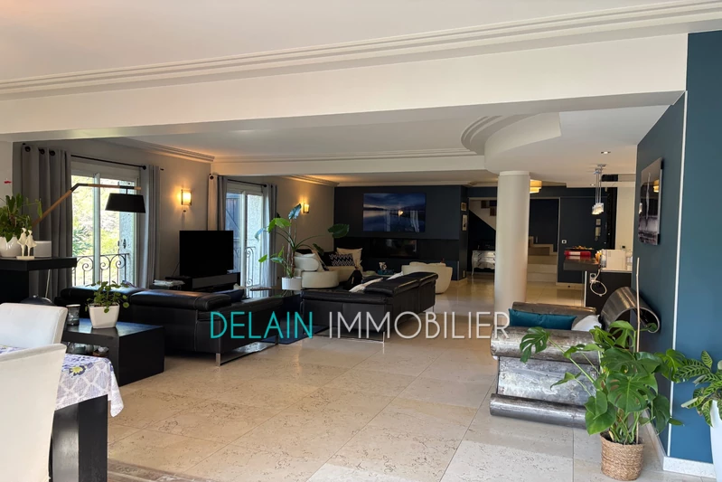 Vente maison de caractère Aspremont  