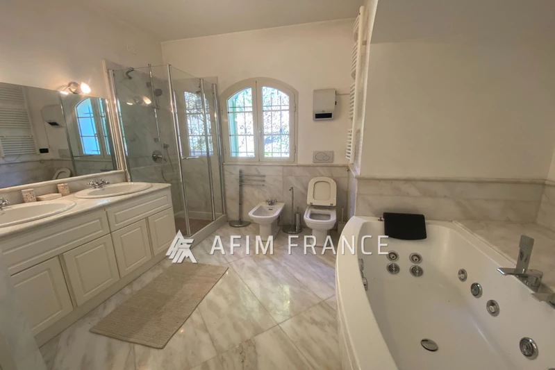 Location maison Roquebrune-Cap-Martin  