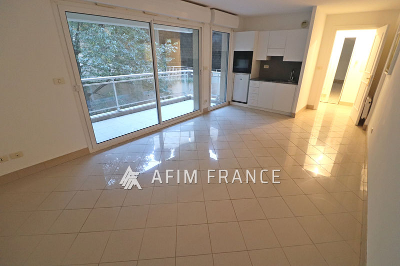 Photo Appartement Beausoleil Moyenne corniche, Location appartement 1 pièce 30 m²