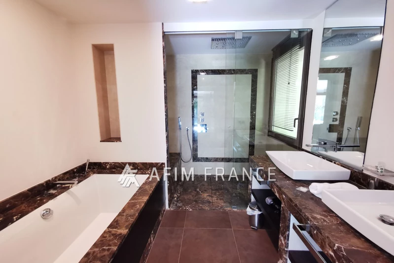 Location villa Peille  