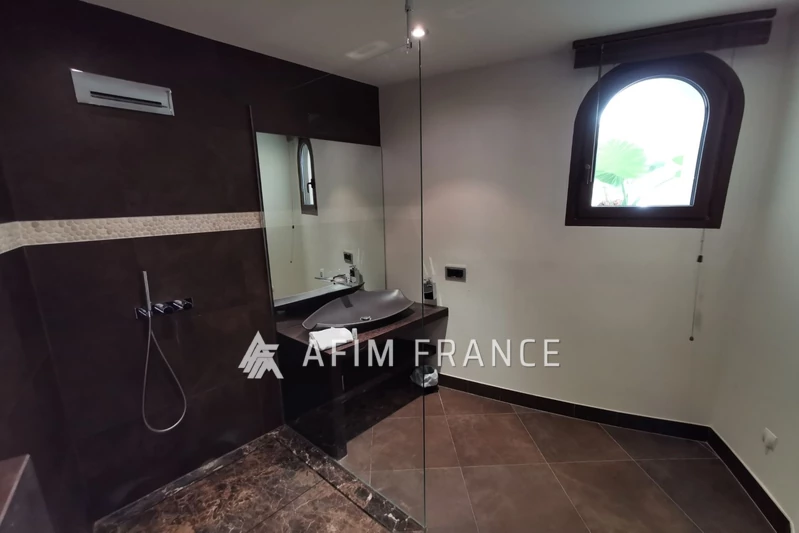 Location villa Peille  