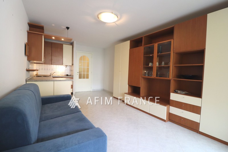 Photo Appartement Roquebrune-Cap-Martin Proche plages, Location appartement 1 pièce 28 m²