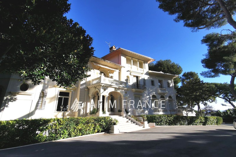 Photo Apartment Roquebrune-Cap-Martin Plateau du cap, Rentals apartment 4 rooms 140 m²
