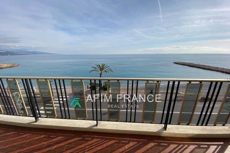 Photo Apartment Roquebrune-Cap-Martin Bord de mer,   to buy apartment  3 rooms   71&nbsp;m&sup2;