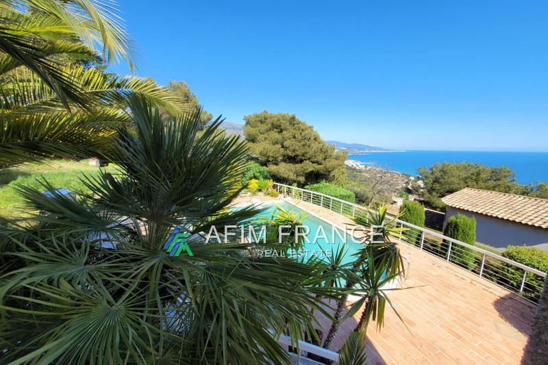 Photo Villa Roquebrune-Cap-Martin   to buy villa   235&nbsp;m&sup2;