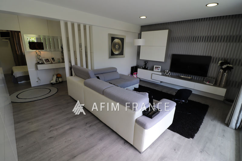 Photo Apartment Beausoleil Centre-ville, to buy apartment 4 rooms 90 m²