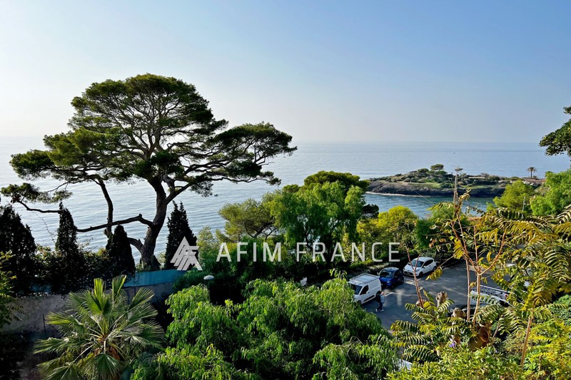 Photo Villa Cap-d&#039;Ail Pointe des douaniers,   achat villa  6 pièces   152&nbsp;m&sup2;