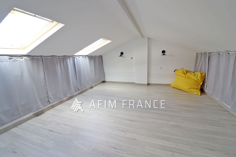Photo Apartment Cap-d'Ail Centre-ville, to buy apartment 3 rooms 50 m²