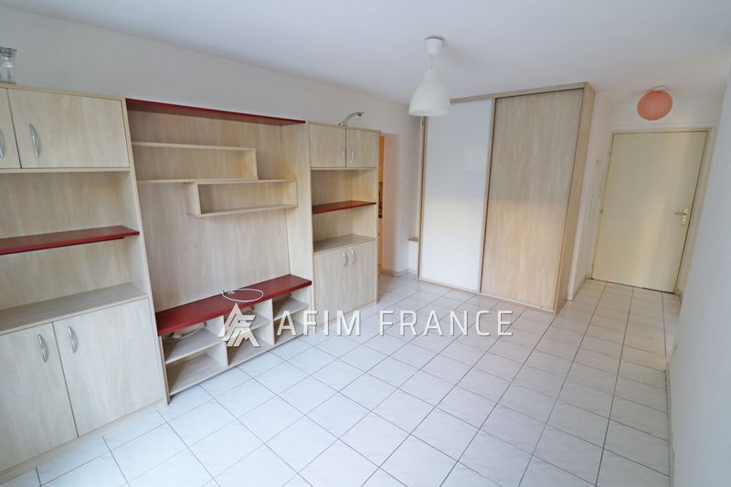 Photo Appartement Roquebrune-Cap-Martin achat appartement 2 pièces 40 m²