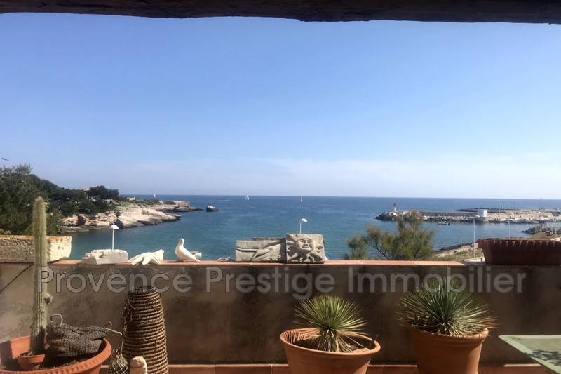 Photo n°1 - Location Maison villa provençale Martigues 13500 - 1 950 €