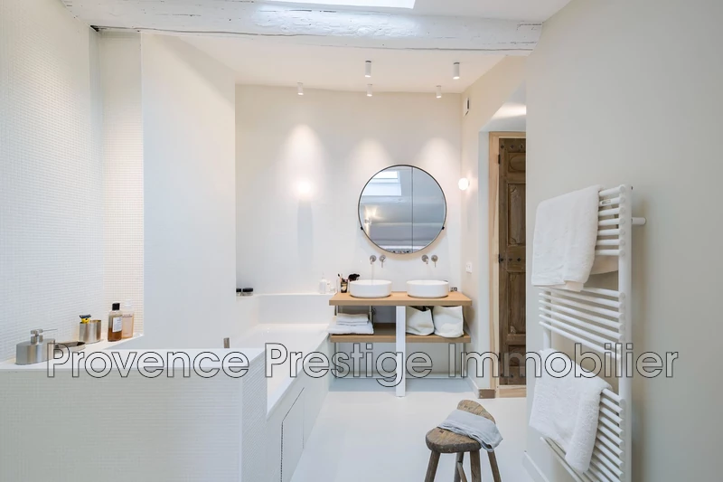 Location appartement Aix-en-Provence  