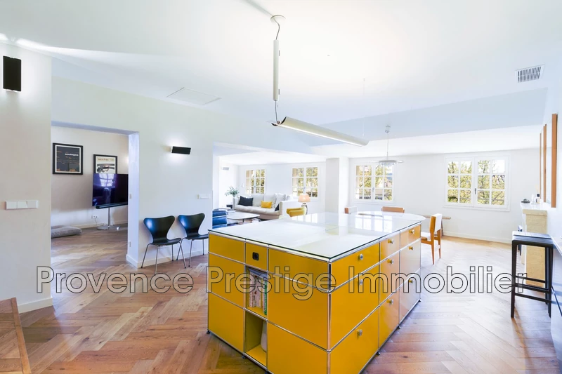 Location appartement Aix-en-Provence  