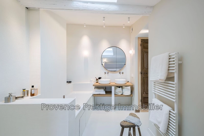 Location appartement Aix-en-Provence  