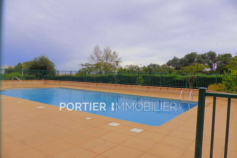 Photo Appartement Antibes Bréguières, Location appartement 1 pièce 20 m²