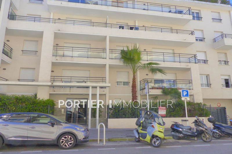 Photo Appartement Antibes Centre, Location appartement 1 pièce 31 m²