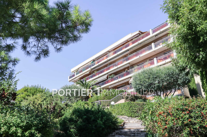Photo Appartement Antibes Combes, Location appartement 2 pièces 48 m²