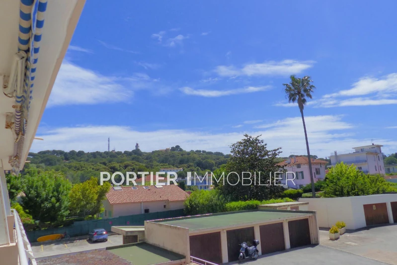 Location appartement Antibes  