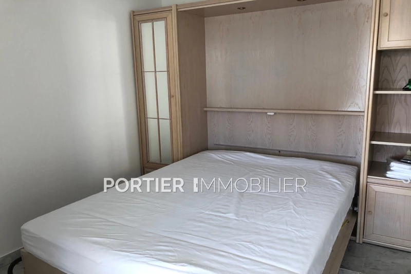 Location appartement Antibes  
