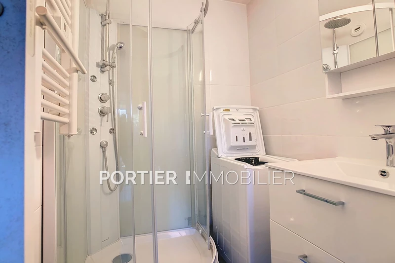 Location appartement Vallauris  