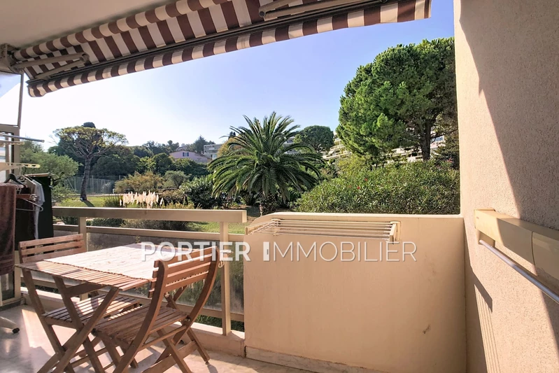 Location appartement Antibes  