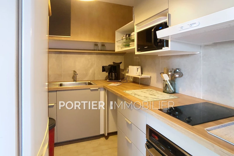 Location appartement Antibes  